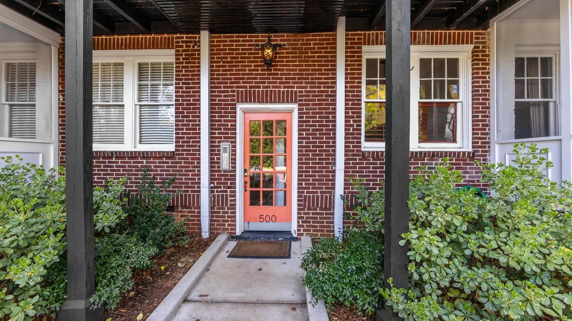 Light Filled 2 Bedroom In Myers Park With A Porch Charlotte Feriehus
