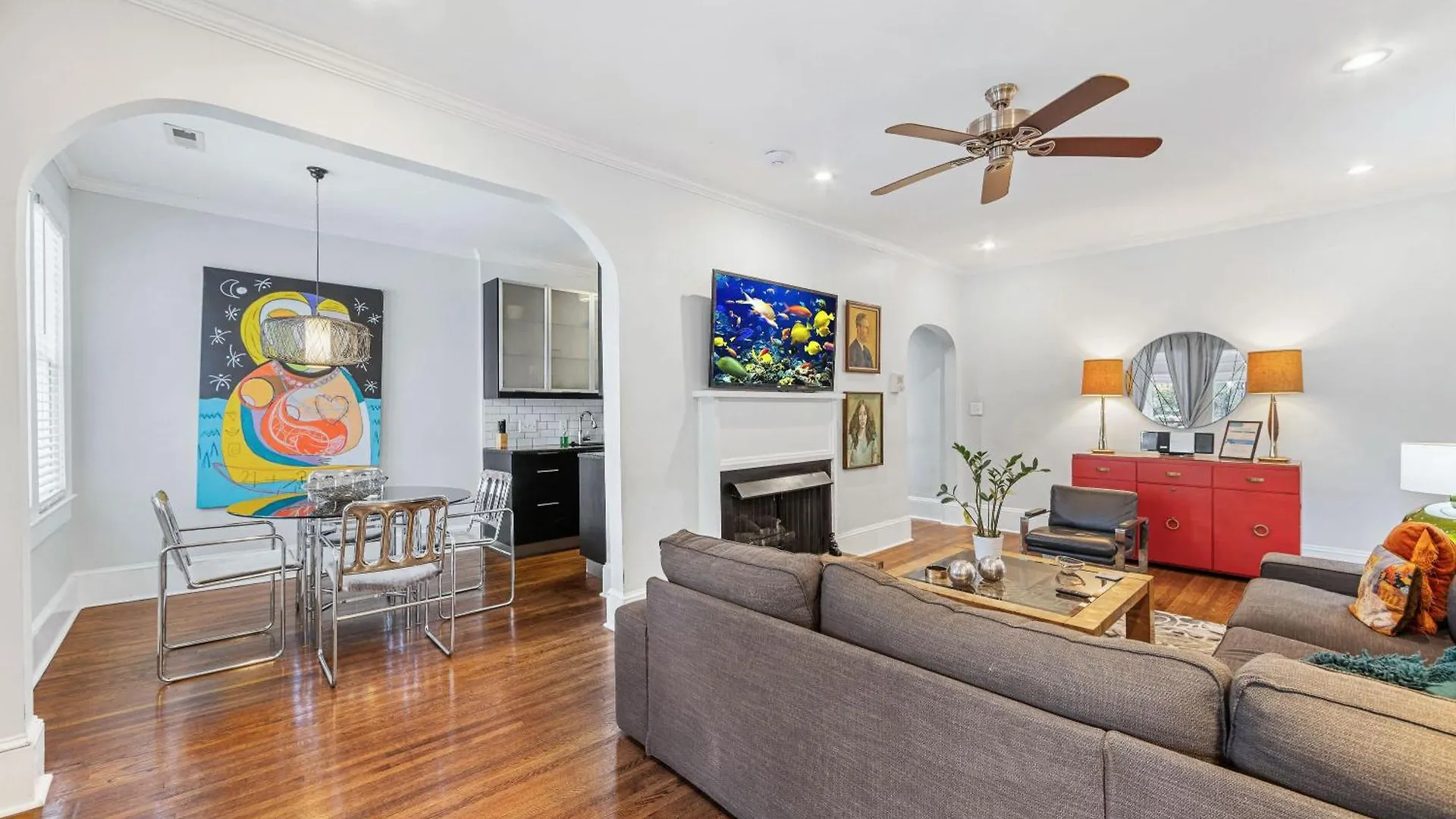 Light Filled 2 Bedroom In Myers Park With A Porch Charlotte Feriehus